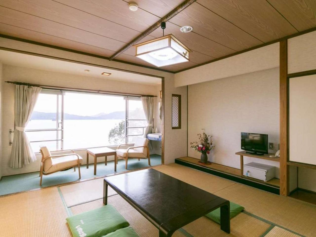 Kokuminshukusha Irohajima Hotel Karacu Kültér fotó